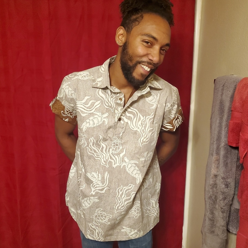 HAWAIIAN collard shirt (Made In Hawaii) - Picture 2 of 4